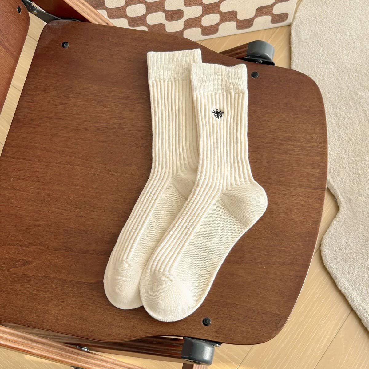 Embroidered Bee Midtube Socks, photo 7 of 8