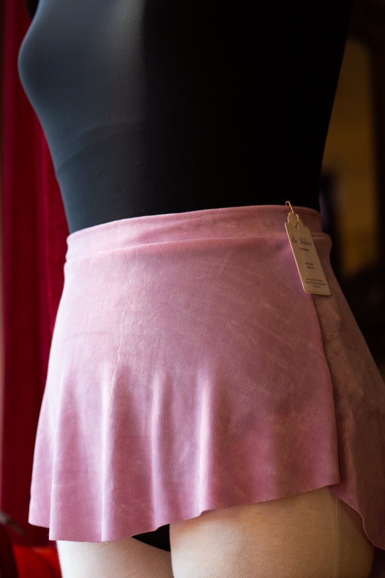 Slinky Skirt *, photo 1 of 3